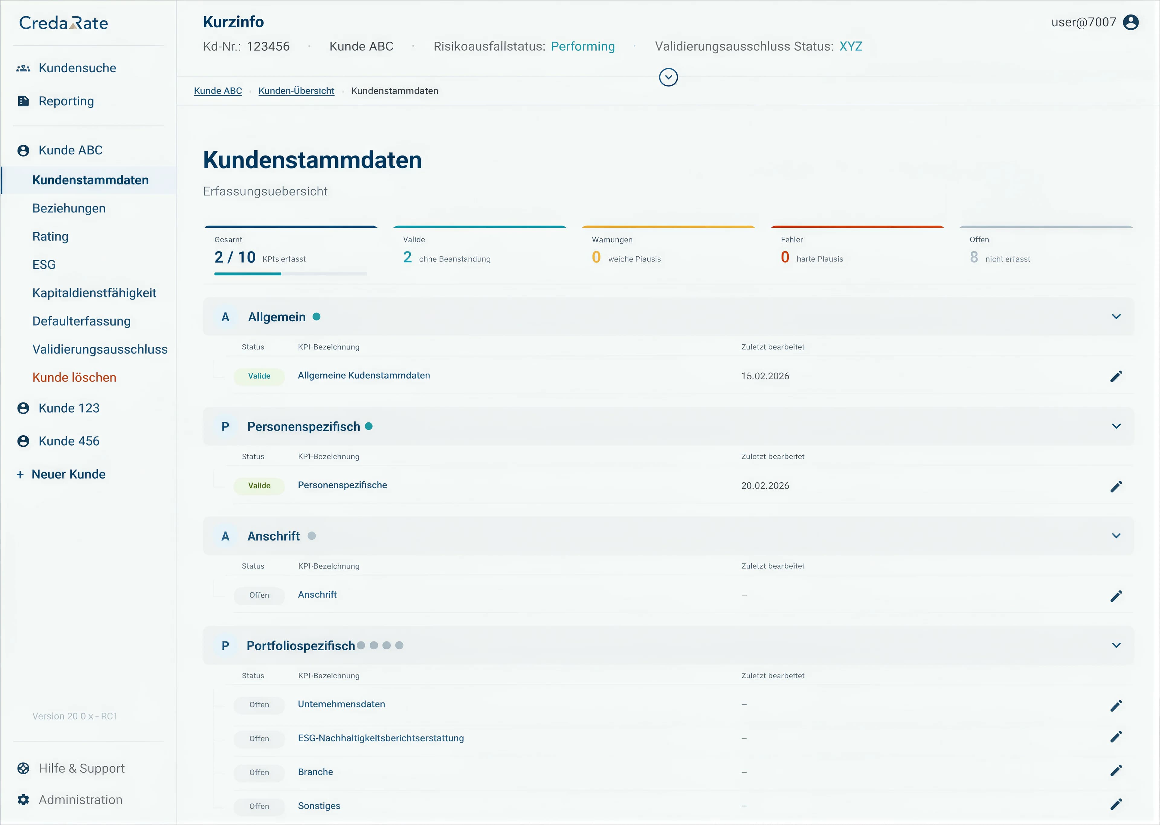 Design & Umsetzung für CredaRate Solutions: Ausschnitt der Anwendung mit Kundenstammdaten, Erfassungsübersicht und Statusreihen.